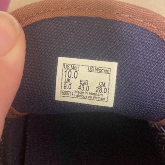 Vans men’s lace up sneakers - Picture 6 of 7